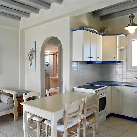 Nava Devine Water Front House In Nyaraló *