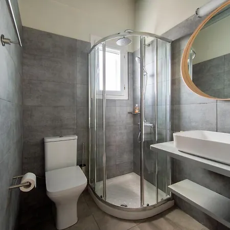 Nava Devine Water Front House In Dom wakacyjny