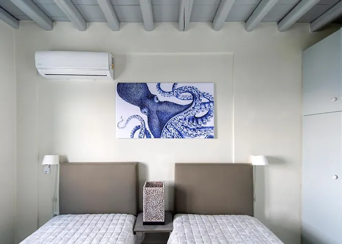 Nava Devine Water Front House In Semesterbostad Ambelas