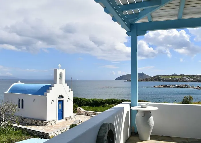 Nava Devine Water Front House In Semesterbostad Ambelas