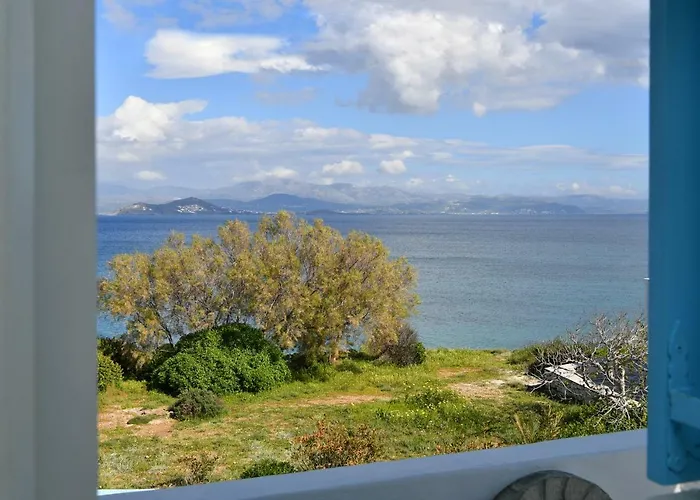 Semesterbostad Nava Devine Water Front House In Ambelas