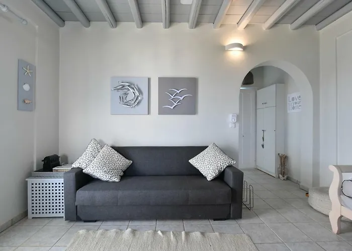 Semesterbostad Nava Devine Water Front House In Ambelas