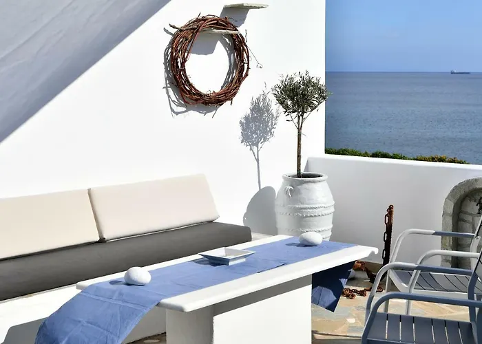 Semesterbostad Nava Devine Water Front House In Ambelas